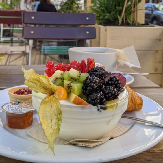 Joghurt mit Früchten